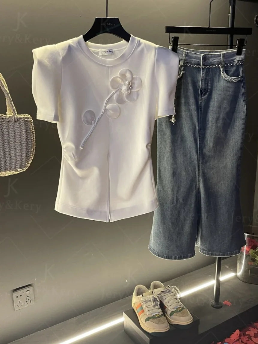 Clothes for Women 2024 New Summer Elegant Chic White 3D Flower Beaded Design T-shirt Fashion O Neck Short Sleeve Slim Split Tops